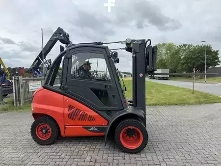 Empilhador diesel 2014  Linde H40D (1)
