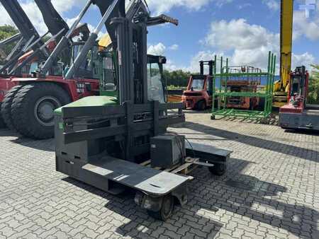 Four-way trucks  Combilift C4500ET/635D (1)