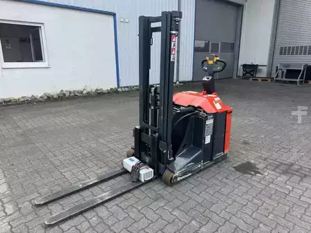 Ruční vysokozdvižný vozík 2021  Combilift SC1500 (3)
