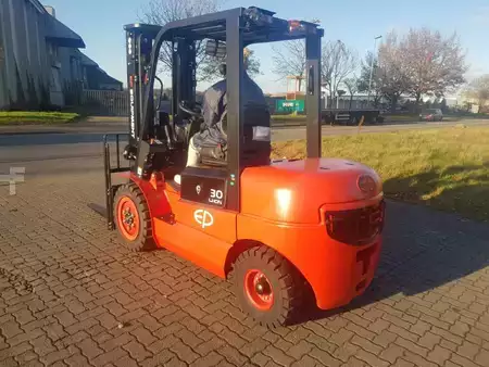 Elektro 4 Rad 2021  EP Equipment EFL302 (6)