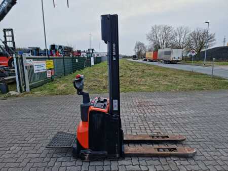 Pallet Stackers 2014  BT SWE120 (4) 