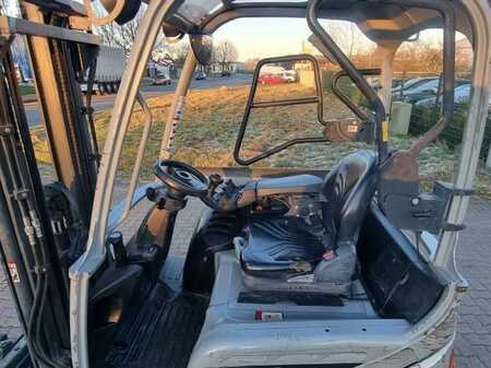 Carrelli elettrici 3 ruote 2014  Still RX20-18 (7)