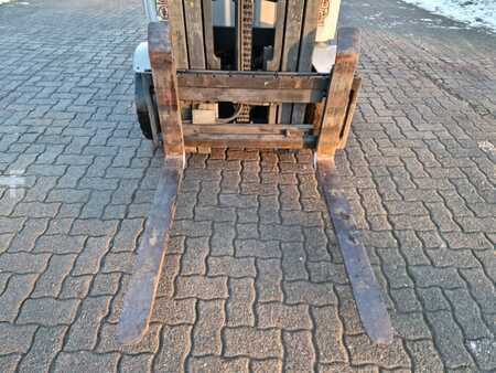 Carrelli elettrici 4 ruote 2016  Still RX60-25 Container (6)