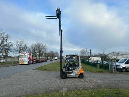 Carrelli elettrici 4 ruote 2012  Still RX60-30 (6)