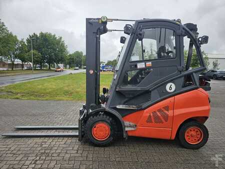 Treibgasstapler 2007  Linde H40T (1)