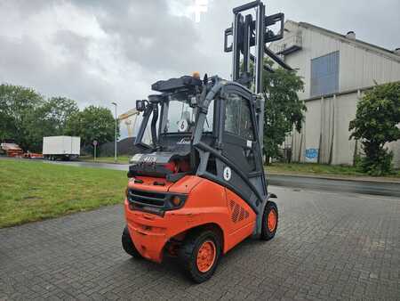 Treibgasstapler 2007  Linde H40T (4)