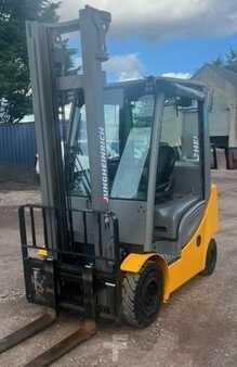 Diesel Forklifts - Jungheinrich DFG320s (1)