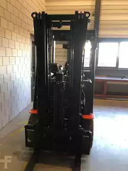 El truck - 4 hjulet 2024  Toyota 9FBM25T (3)