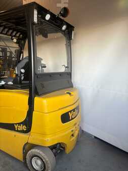 Elektro čtyřkolový VZV 2019  Yale ERP 30VL (2)