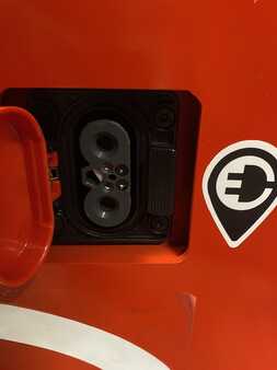Chariot 4 roues électrique 2024  EP Equipment EFL253S (19) 