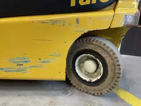 Chariots électriques à 4 roues 2018  Yale ERP 25VL (2)