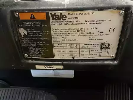 Chariots électriques à 4 roues 2018  Yale ERP 25VL (7)