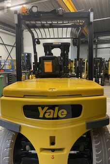Eléctrica de 4 ruedas 2023  Yale ERP 55VM6 (2)