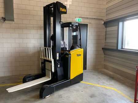 Reach Truck 2024  Yale MR 16 (1)