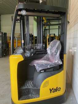 Reach Truck 2024  Yale MR 16 (2)