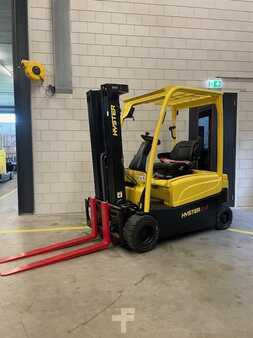 Elektryczne 4-kołowe 2023  Hyster J2.0XN (5)