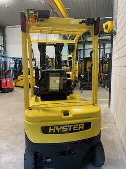 Elektryczne 4-kołowe 2023  Hyster J2.0XN (9)