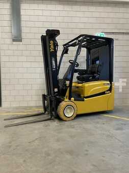 Electric - 3 wheels 2019  Yale ERP20 (1)