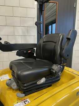 Electric - 3 wheels 2019  Yale ERP20 (6)