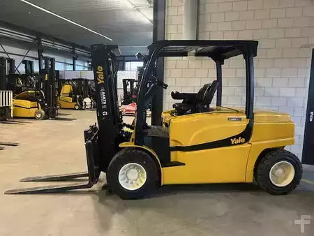 Container heftrucks  Yale ERP500VM-600 (1)
