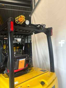 Elektro 4 Rad 2024  Yale ERP25VL (6)