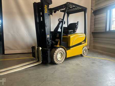 Elektro 4 Rad 2024  Yale ERP25VL (9)