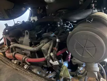 Dieselový VZV 2023  Yale 35VX (11)