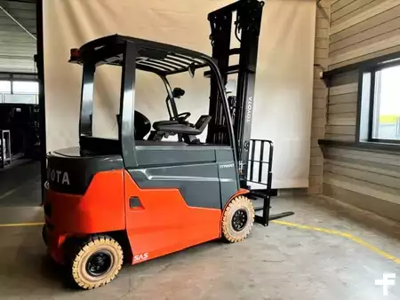 4-wiel elektrische heftrucks 2022  Toyota 9FBM25T (14)
