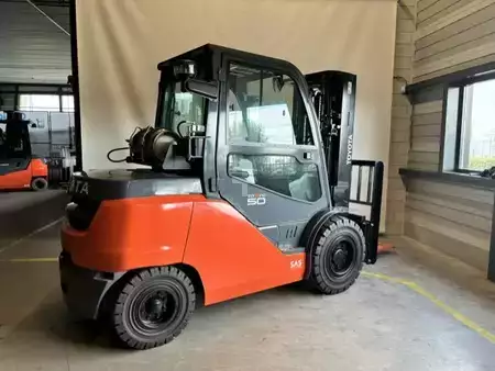 LPG Forklifts 2021  Toyota 8FG45N (24)