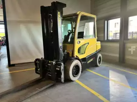 Carrelli elettrici 4 ruote 2019  Hyster J5.0XN (1)