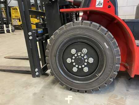Electric - 4 wheels 2025  EP Equipment EFL 353B (10)