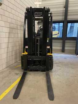 Electric - 4 wheels 2014  Yale 35VL (3)
