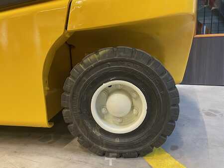 Electric - 4 wheels 2014  Yale 35VL (8)