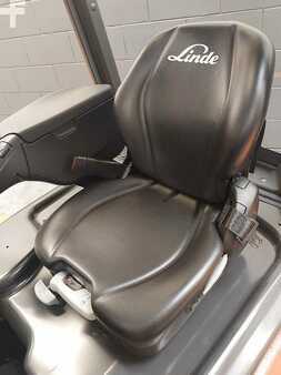 Carrelli elettrici 3 ruote 2019  Linde E15 (4)