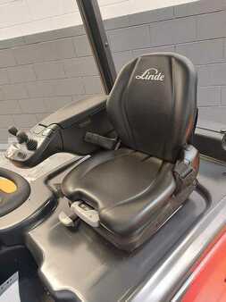 Carrelli elettrici 3 ruote 2019  Linde E16 (4)