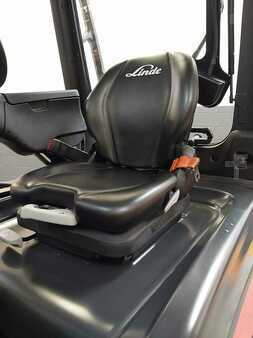 Carrelli elettrici 4 ruote 2018  Linde E 25/600 H : 2,5t (3)