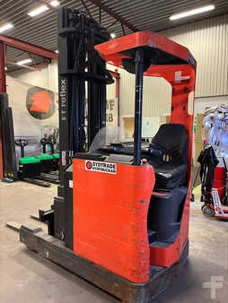 Chariots à mât rétractable 2015 BT RRE160M (1)