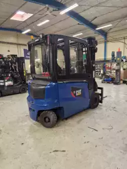 Elektro čtyřkolový VZV 2018  CAT Lift Trucks EP25N (1)