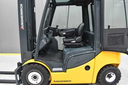 Diesel Forklifts 2013  Jungheinrich DFG 425S (4) 