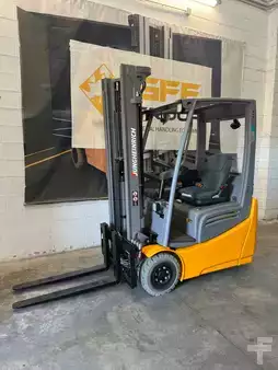 Carrelli elettrici 3 ruote  Jungheinrich EFG 215 GE115-350ZZ Litio (3)