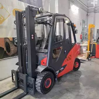 Carrelli elevatori diesel  Linde H25D-02 (2)