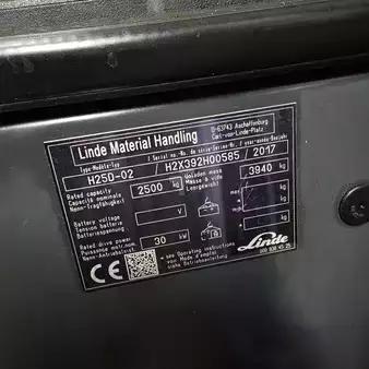 Carrelli elevatori diesel  Linde H25D-02 (8)