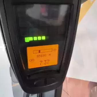 Carrelli elettrici 4 ruote  Linde E25L-01 (7)