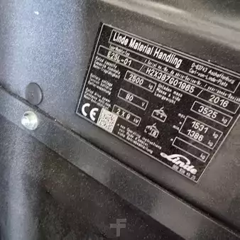 Carrelli elettrici 4 ruote  Linde E25L-01 (9)