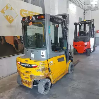 Carrelli elettrici 4 ruote 2018  Jungheinrich EFG 320 G120-500DZ (2)
