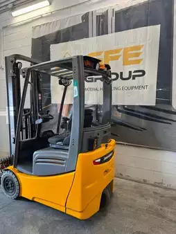 Carrelli elettrici 3 ruote 2019  Jungheinrich EFG 215 GE115-350ZZ Litio (3)