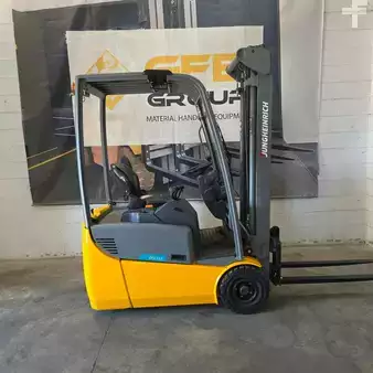 Carrelli elettrici 3 ruote 2017  Jungheinrich EFG 115 SP 360ZT (4)