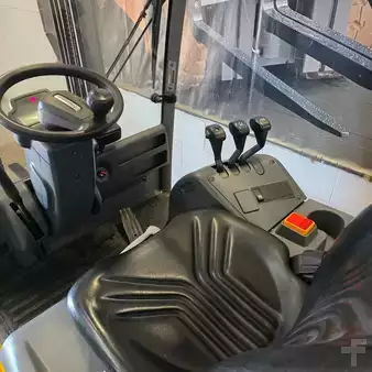 Carrelli elettrici 3 ruote 2017  Jungheinrich EFG 115 SP 360ZT (5)