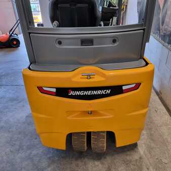 Chariot 3 roues électrique 2017  Jungheinrich EFG 220 (4)