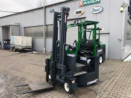 Négyutas targonca 2023  Combilift CB2500 (1)